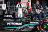 GP STATI UNITI, Daniel Ricciardo (AUS) AlphaTauri watches George Russell (GBR) Mercedes AMG F1 W14 leave the pits.
20.10.2023. Formula 1 World Championship, Rd 19, United States Grand Prix, Austin, Texas, USA, Qualifiche Day
- www.xpbimages.com, EMail: requests@xpbimages.com © Copyright: Batchelor / XPB Images