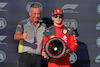 GP STATI UNITI, Charles Leclerc (MON) Ferrari receives the Pirelli Pole Position Aqard from Mario Isola (ITA) Pirelli Racing Manager (Left).
20.10.2023. Formula 1 World Championship, Rd 19, United States Grand Prix, Austin, Texas, USA, Qualifiche Day
- www.xpbimages.com, EMail: requests@xpbimages.com © Copyright: Moy / XPB Images