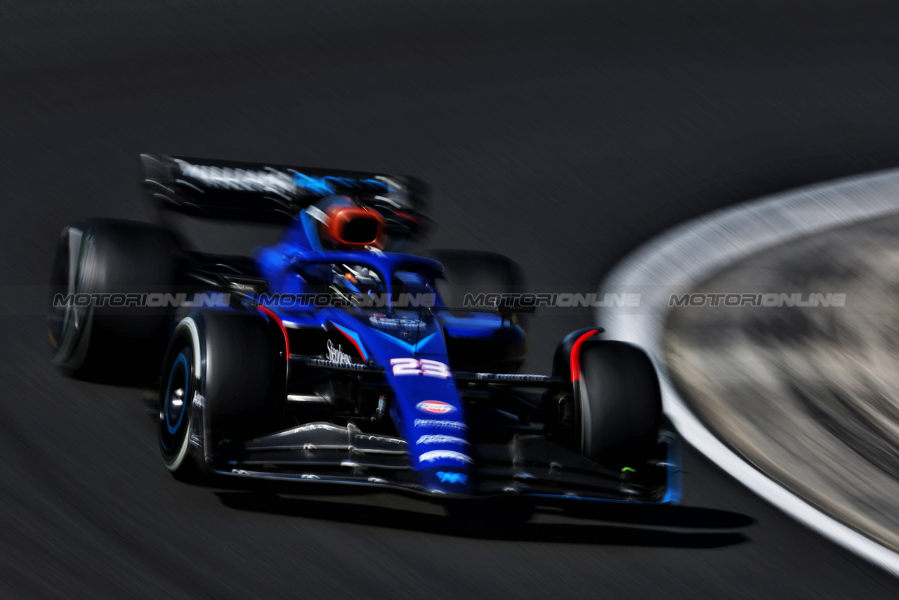 GP UNGHERIA, Alexander Albon (THA) Williams Racing FW45.

23.07.2023. Formula 1 World Championship, Rd 12, Hungarian Grand Prix, Budapest, Hungary, Gara Day.

 - www.xpbimages.com, EMail: requests@xpbimages.com © Copyright: Coates / XPB Images