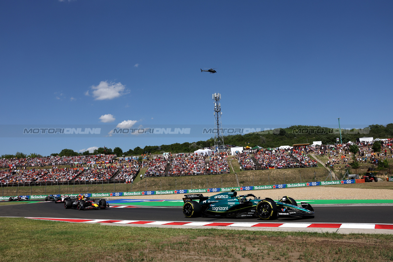 GP UNGHERIA, Fernando Alonso (ESP) Aston Martin F1 Team AMR23.

23.07.2023. Formula 1 World Championship, Rd 12, Hungarian Grand Prix, Budapest, Hungary, Gara Day.

- www.xpbimages.com, EMail: requests@xpbimages.com © Copyright: Bearne / XPB Images