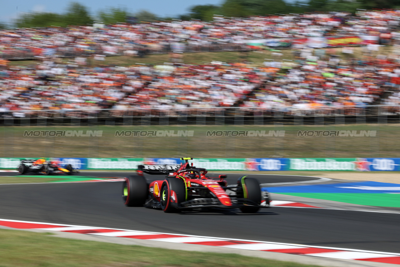 GP UNGHERIA, Carlos Sainz Jr (ESP) Ferrari SF-23.

23.07.2023. Formula 1 World Championship, Rd 12, Hungarian Grand Prix, Budapest, Hungary, Gara Day.

- www.xpbimages.com, EMail: requests@xpbimages.com © Copyright: Bearne / XPB Images