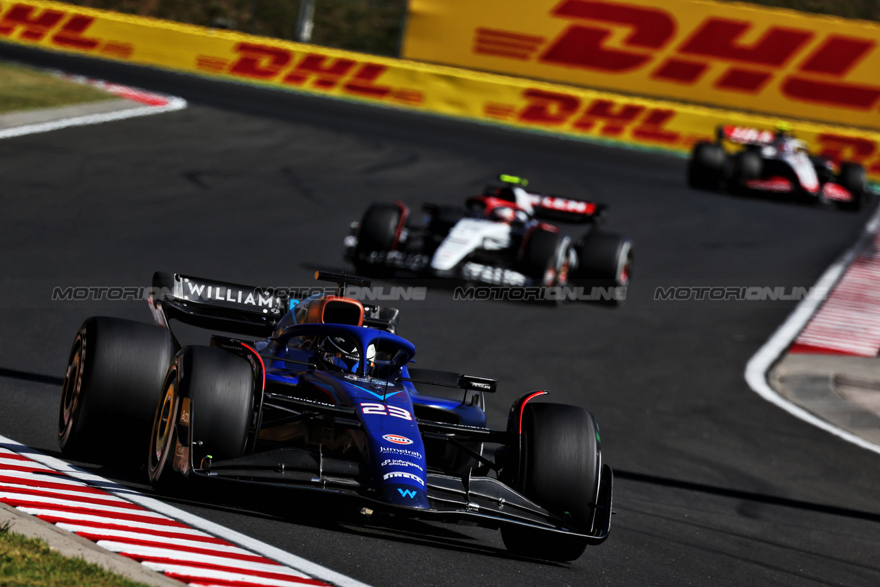 GP UNGHERIA, Alexander Albon (THA) Williams Racing FW45.

23.07.2023. Formula 1 World Championship, Rd 12, Hungarian Grand Prix, Budapest, Hungary, Gara Day.

- www.xpbimages.com, EMail: requests@xpbimages.com © Copyright: Moy / XPB Images