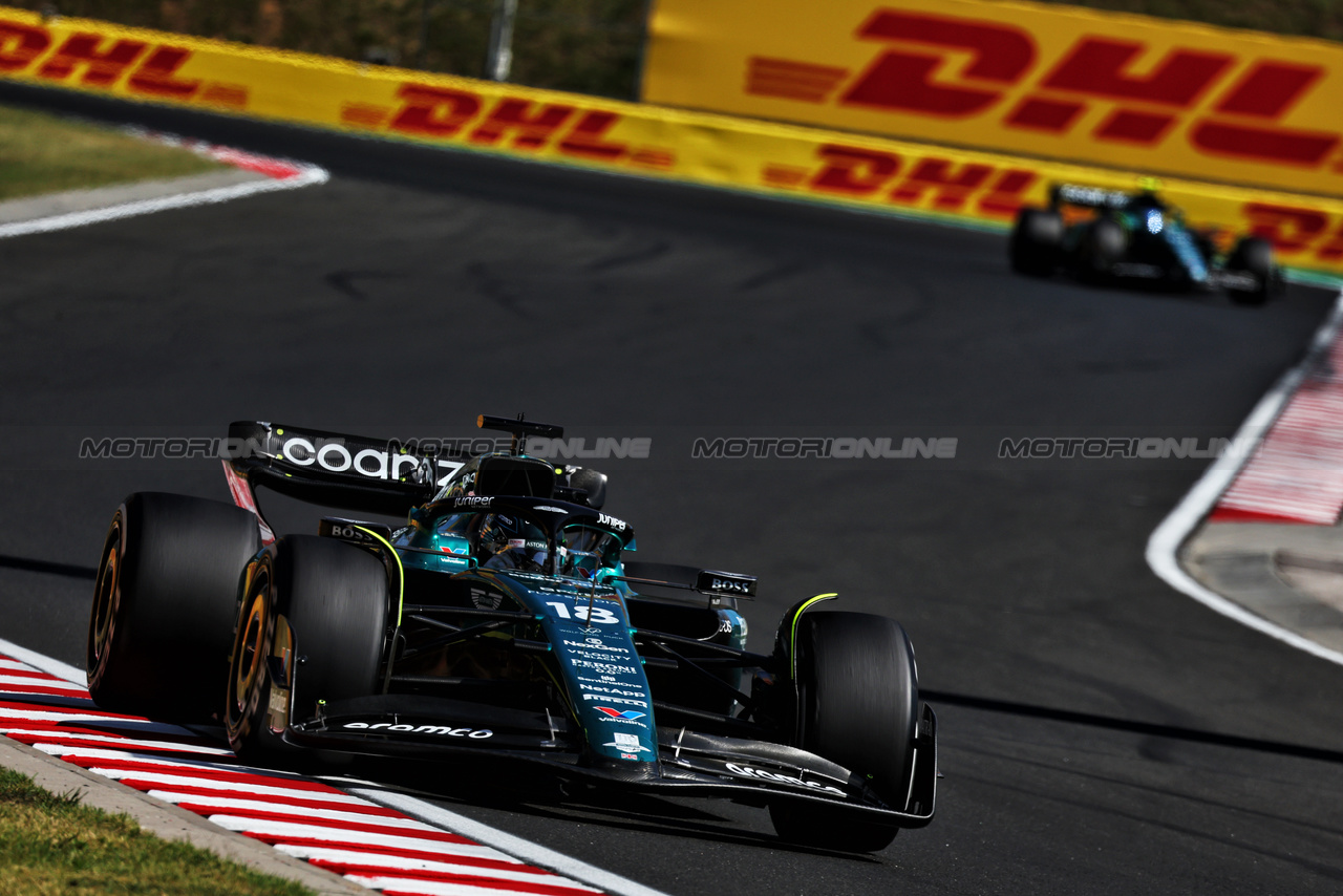 GP UNGHERIA, Lance Stroll (CDN) Aston Martin F1 Team AMR23.

23.07.2023. Formula 1 World Championship, Rd 12, Hungarian Grand Prix, Budapest, Hungary, Gara Day.

- www.xpbimages.com, EMail: requests@xpbimages.com © Copyright: Moy / XPB Images