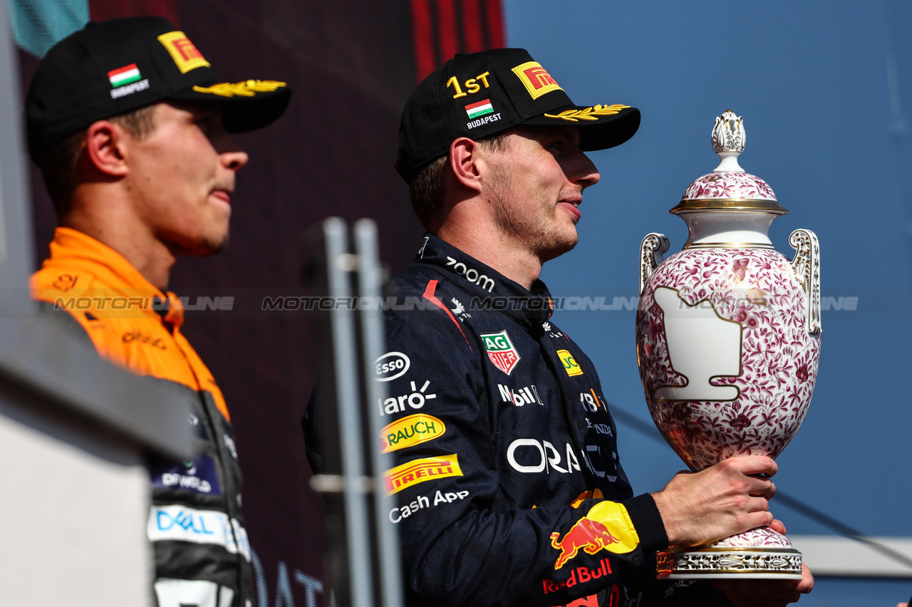 GP UNGHERIA, Max Verstappen (NLD), Red Bull Racing 
23.07.2023. Formula 1 World Championship, Rd 12, Hungarian Grand Prix, Budapest, Hungary, Gara Day.
- www.xpbimages.com, EMail: requests@xpbimages.com © Copyright: Charniaux / XPB Images