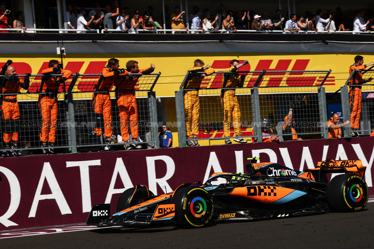 GP UNGHERIA, Lando Norris (GBR), McLaren F1 Team 
23.07.2023. Formula 1 World Championship, Rd 12, Hungarian Grand Prix, Budapest, Hungary, Gara Day.
- www.xpbimages.com, EMail: requests@xpbimages.com © Copyright: Charniaux / XPB Images