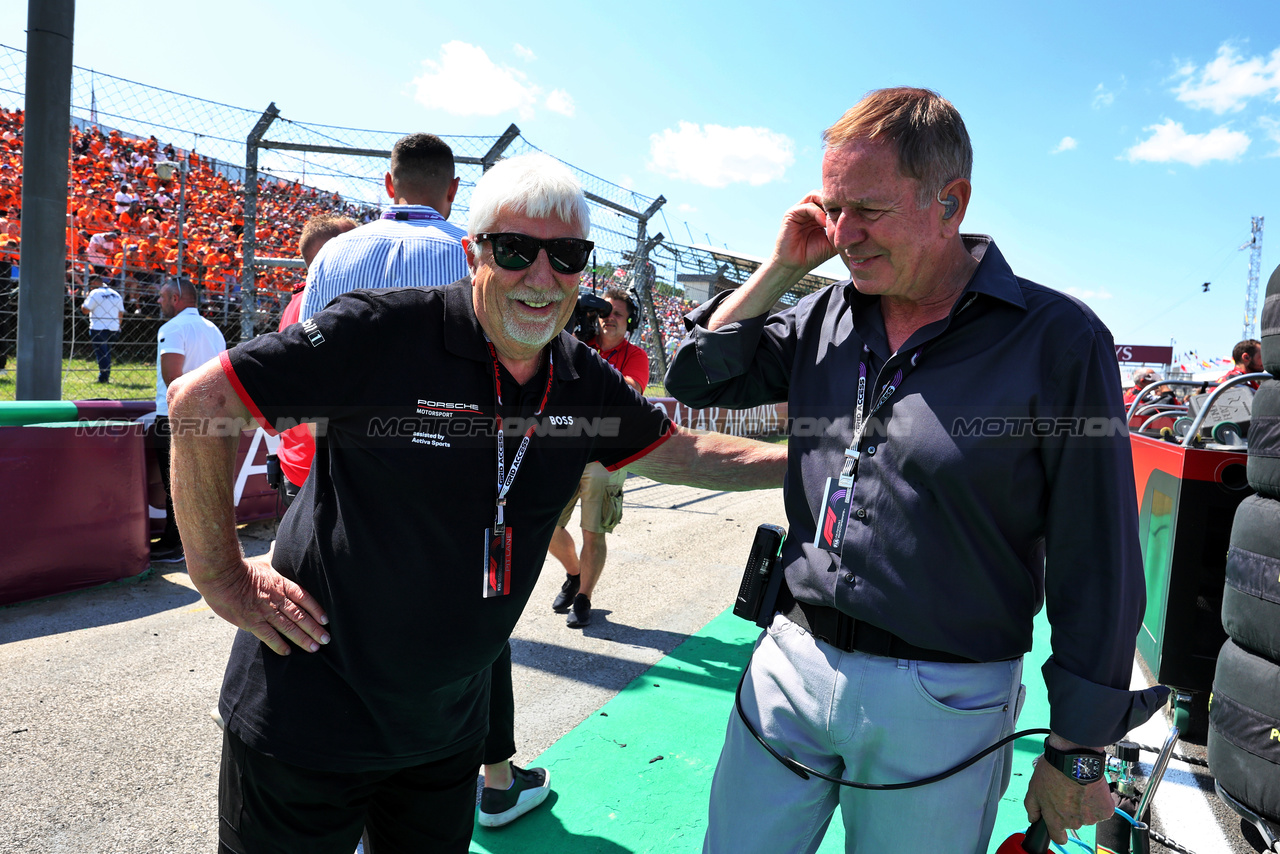 GP UNGHERIA, (L to R): Herbie Blash (GBR) FIA Permanent Senior Advisor to the FIA Gara Directors / Porsche with Martin Brundle (GBR) Sky Sports Commentator on the grid.

23.07.2023. Formula 1 World Championship, Rd 12, Hungarian Grand Prix, Budapest, Hungary, Gara Day.

- www.xpbimages.com, EMail: requests@xpbimages.com © Copyright: Moy / XPB Images