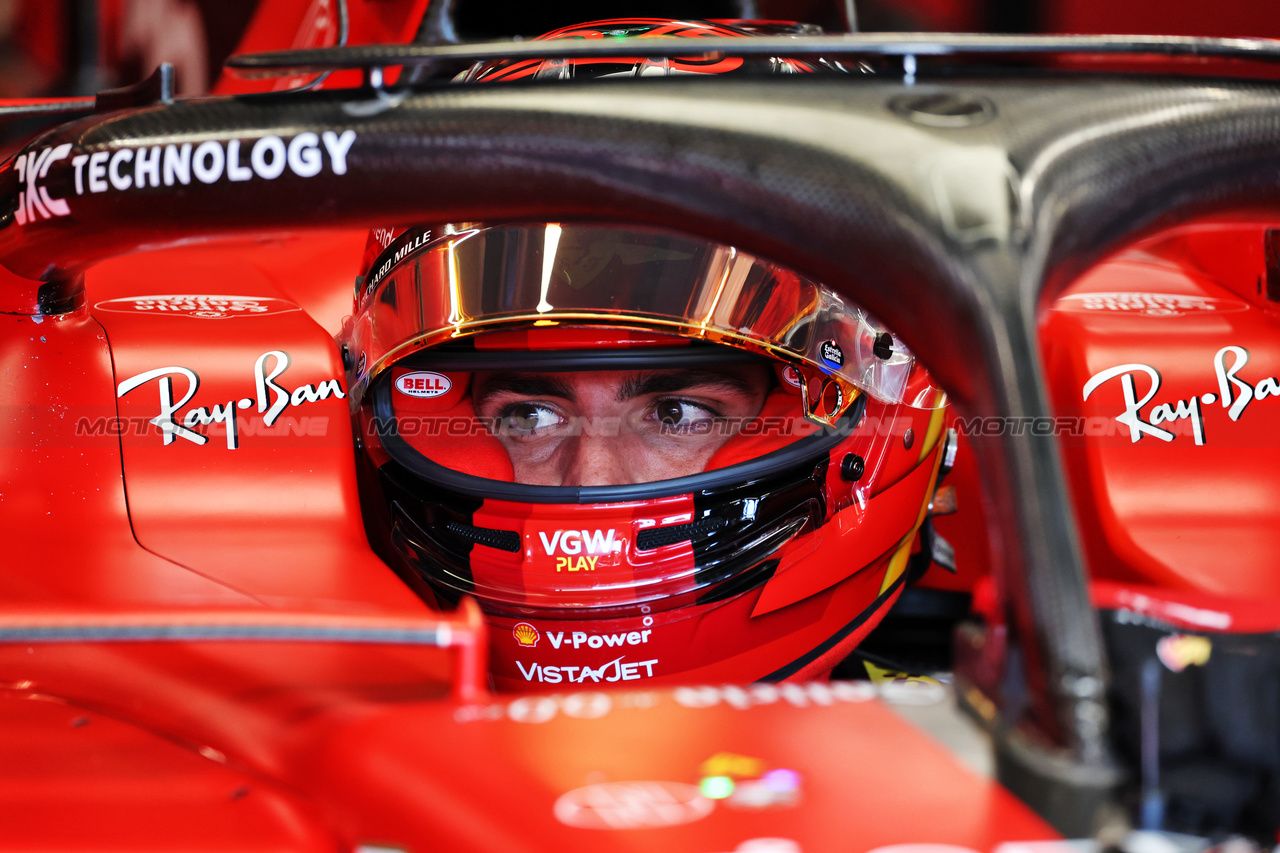 GP UNGHERIA, Carlos Sainz Jr (ESP) Ferrari SF-23.

23.07.2023. Formula 1 World Championship, Rd 12, Hungarian Grand Prix, Budapest, Hungary, Gara Day.

- www.xpbimages.com, EMail: requests@xpbimages.com © Copyright: Moy / XPB Images