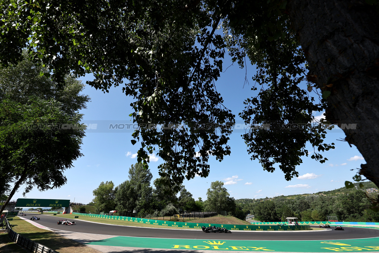 GP UNGHERIA, George Russell (GBR) Mercedes AMG F1 W14.

23.07.2023. Formula 1 World Championship, Rd 12, Hungarian Grand Prix, Budapest, Hungary, Gara Day.

- www.xpbimages.com, EMail: requests@xpbimages.com © Copyright: Moy / XPB Images