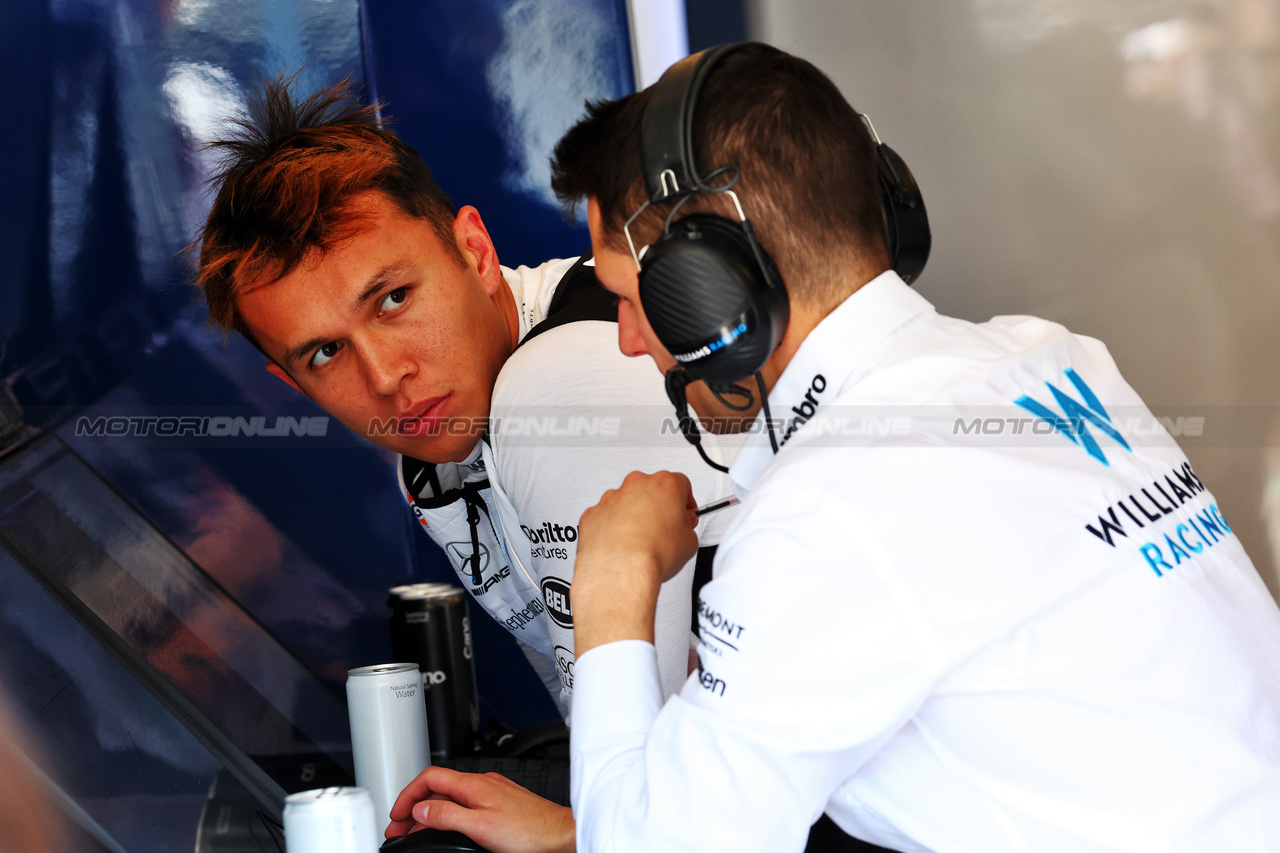 GP UNGHERIA, Alexander Albon (THA) Williams Racing.

23.07.2023. Formula 1 World Championship, Rd 12, Hungarian Grand Prix, Budapest, Hungary, Gara Day.

 - www.xpbimages.com, EMail: requests@xpbimages.com © Copyright: Coates / XPB Images