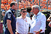 GP UNGHERIA, Peter Bayer, AlphaTauri Chief Executive Officer (Left) with Andrew Mallalieu (BAR) FIA Steward (Right) on the grid.
23.07.2023. Formula 1 World Championship, Rd 12, Hungarian Grand Prix, Budapest, Hungary, Gara Day.
- www.xpbimages.com, EMail: requests@xpbimages.com © Copyright: Moy / XPB Images