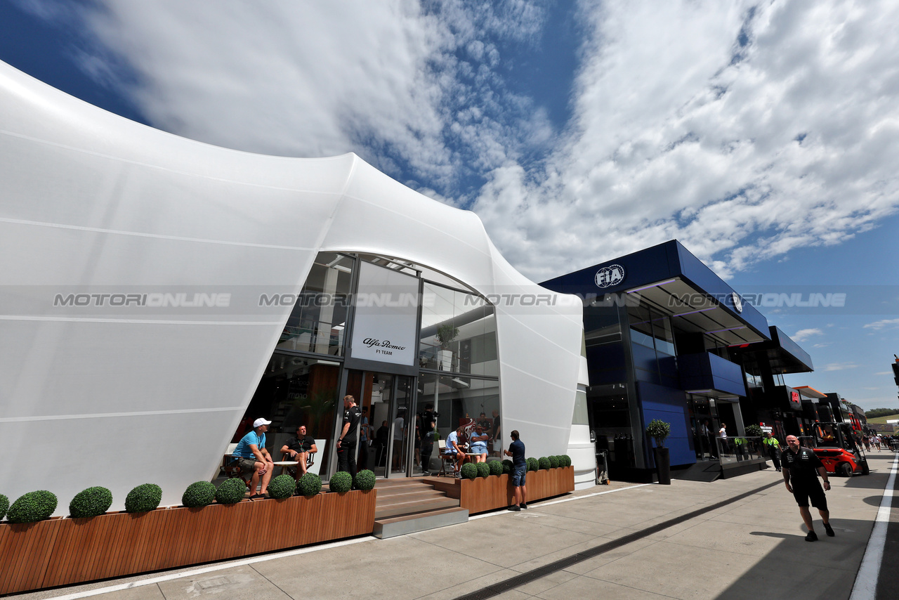 GP UNGHERIA, Alfa Romeo F1 Team motorhome in the paddock.

20.07.2023. Formula 1 World Championship, Rd 12, Hungarian Grand Prix, Budapest, Hungary, Preparation Day.

- www.xpbimages.com, EMail: requests@xpbimages.com © Copyright: Moy / XPB Images