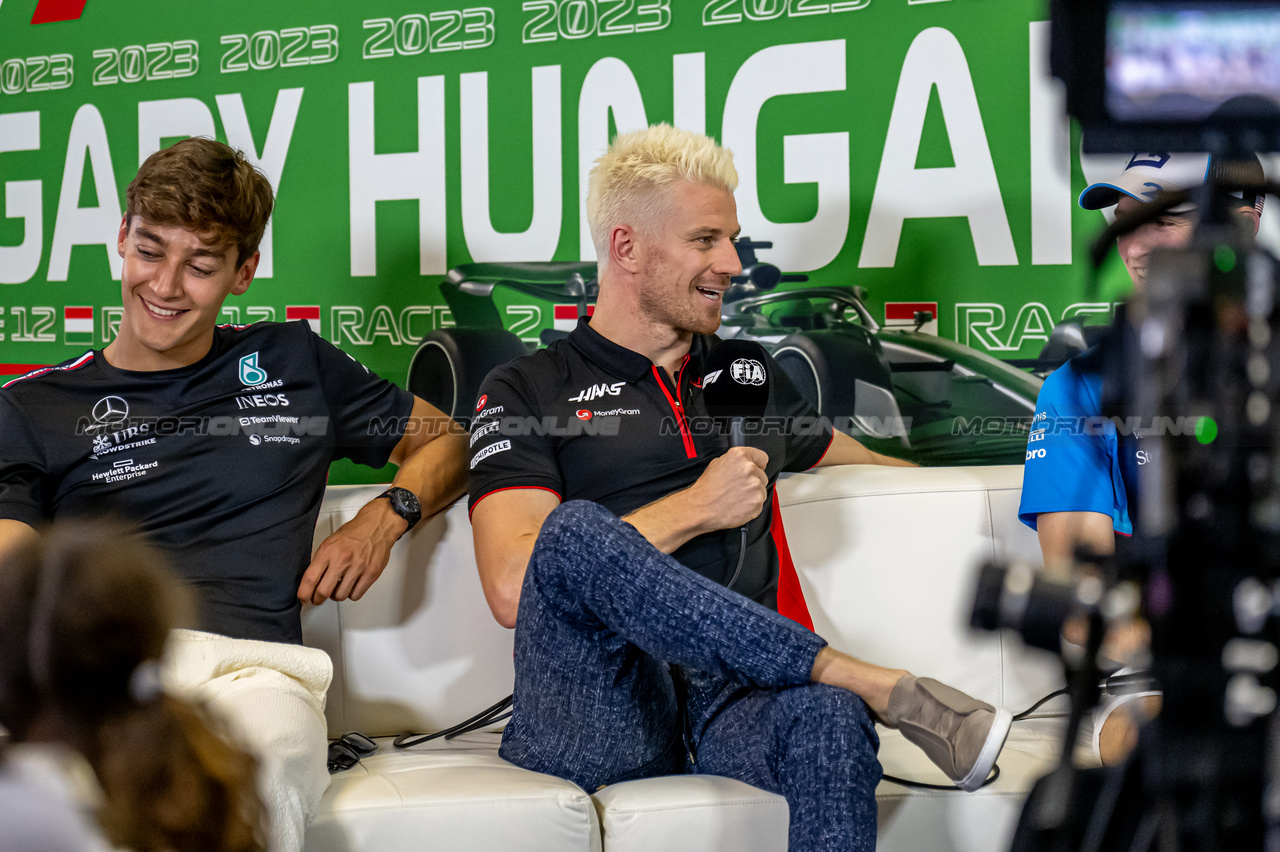 GP UNGHERIA, (L to R): George Russell (GBR) Mercedes AMG F1 e Nico Hulkenberg (GER) Haas F1 Team in the FIA Press Conference.

20.07.2023. Formula 1 World Championship, Rd 12, Hungarian Grand Prix, Budapest, Hungary, Preparation Day.

- www.xpbimages.com, EMail: requests@xpbimages.com © Copyright: XPB Images