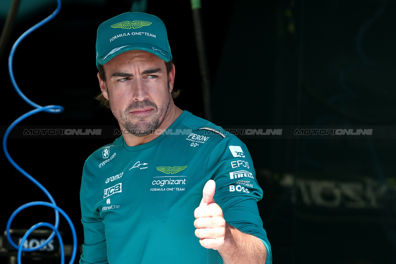 GP UNGHERIA, Fernando Alonso (ESP) Aston Martin F1 Team.

20.07.2023. Formula 1 World Championship, Rd 12, Hungarian Grand Prix, Budapest, Hungary, Preparation Day.

- www.xpbimages.com, EMail: requests@xpbimages.com © Copyright: Moy / XPB Images