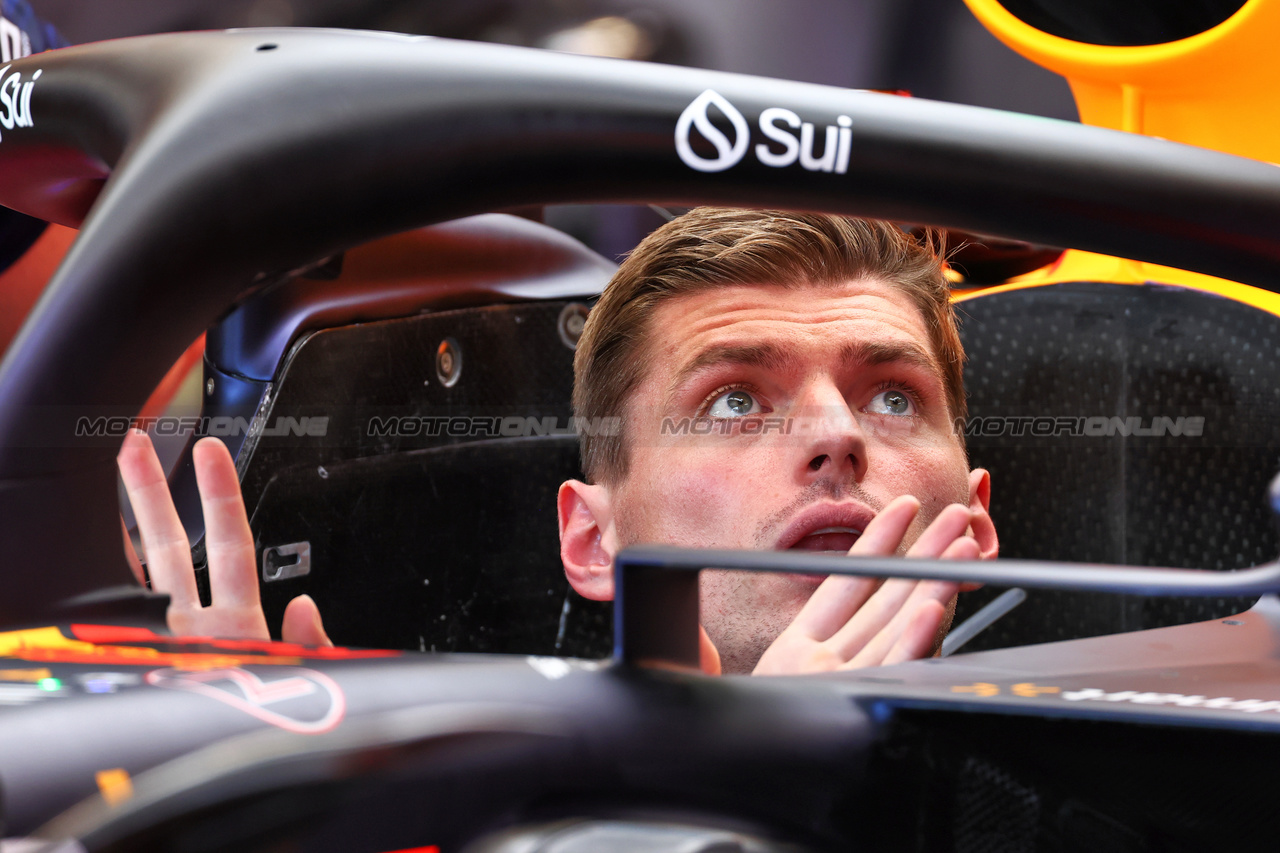 GP UNGHERIA, Max Verstappen (NLD) Red Bull Racing RB19.

20.07.2023. Formula 1 World Championship, Rd 12, Hungarian Grand Prix, Budapest, Hungary, Preparation Day.

 - www.xpbimages.com, EMail: requests@xpbimages.com © Copyright: Coates / XPB Images