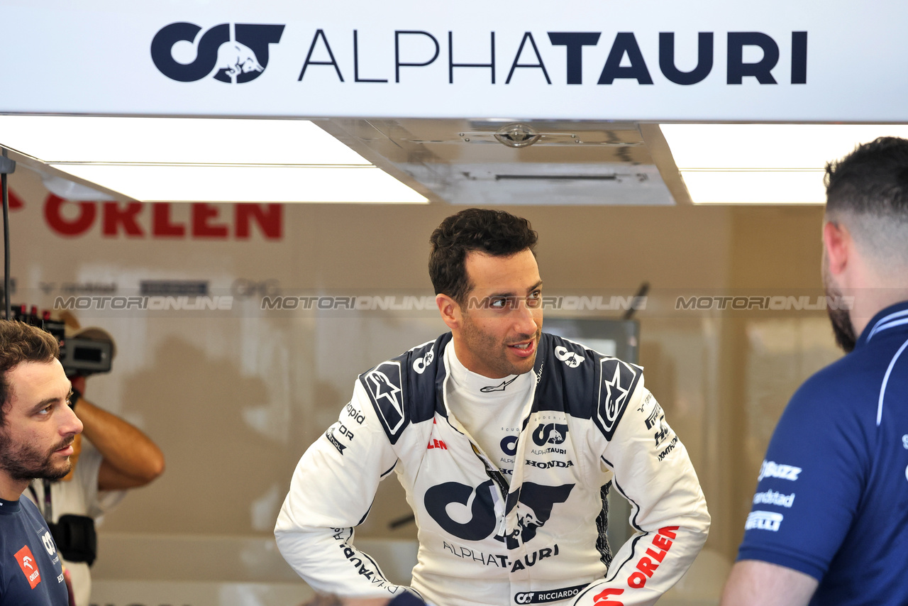 GP UNGHERIA, Daniel Ricciardo (AUS) AlphaTauri.

20.07.2023. Formula 1 World Championship, Rd 12, Hungarian Grand Prix, Budapest, Hungary, Preparation Day.

- www.xpbimages.com, EMail: requests@xpbimages.com © Copyright: Bearne / XPB Images