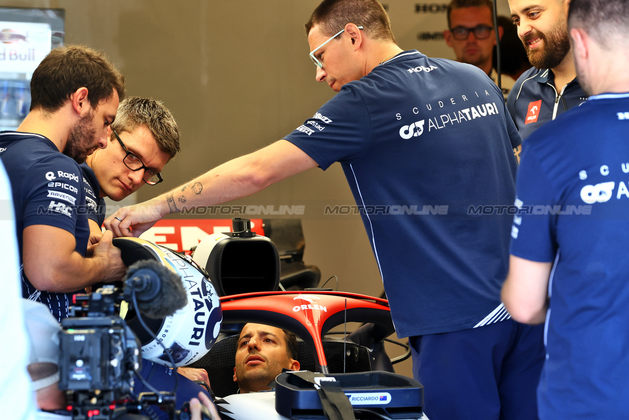 GP UNGHERIA, Daniel Ricciardo (AUS) AlphaTauri AT04.

20.07.2023. Formula 1 World Championship, Rd 12, Hungarian Grand Prix, Budapest, Hungary, Preparation Day.

 - www.xpbimages.com, EMail: requests@xpbimages.com © Copyright: Coates / XPB Images