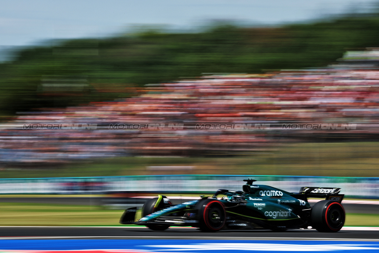 GP UNGHERIA, Lance Stroll (CDN) Aston Martin F1 Team AMR23.

22.07.2023. Formula 1 World Championship, Rd 12, Hungarian Grand Prix, Budapest, Hungary, Qualifiche Day.

- www.xpbimages.com, EMail: requests@xpbimages.com © Copyright: Moy / XPB Images