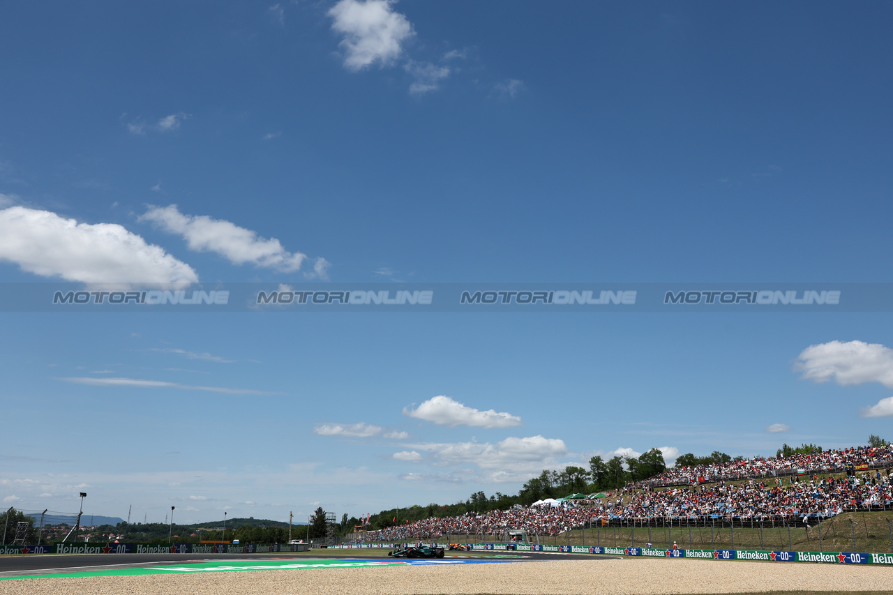 GP UNGHERIA, Lance Stroll (CDN) Aston Martin F1 Team AMR23.

22.07.2023. Formula 1 World Championship, Rd 12, Hungarian Grand Prix, Budapest, Hungary, Qualifiche Day.

- www.xpbimages.com, EMail: requests@xpbimages.com © Copyright: Moy / XPB Images