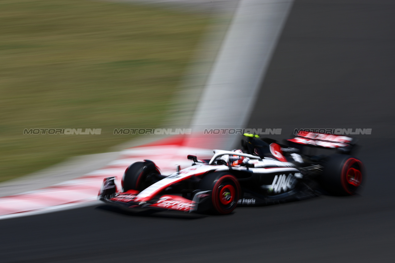 GP UNGHERIA, Nico Hulkenberg (GER) Haas VF-23.

22.07.2023. Formula 1 World Championship, Rd 12, Hungarian Grand Prix, Budapest, Hungary, Qualifiche Day.

 - www.xpbimages.com, EMail: requests@xpbimages.com © Copyright: Coates / XPB Images