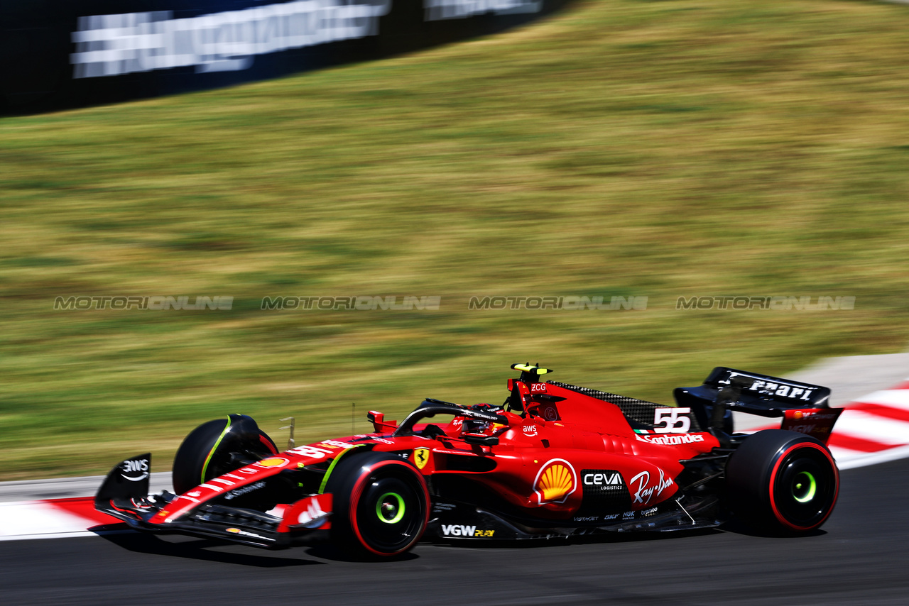 GP UNGHERIA, Carlos Sainz Jr (ESP) Ferrari SF-23.

22.07.2023. Formula 1 World Championship, Rd 12, Hungarian Grand Prix, Budapest, Hungary, Qualifiche Day.

 - www.xpbimages.com, EMail: requests@xpbimages.com © Copyright: Coates / XPB Images