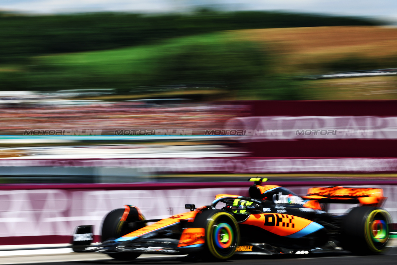 GP UNGHERIA, Lando Norris (GBR) McLaren MCL60.

22.07.2023. Formula 1 World Championship, Rd 12, Hungarian Grand Prix, Budapest, Hungary, Qualifiche Day.

 - www.xpbimages.com, EMail: requests@xpbimages.com © Copyright: Coates / XPB Images