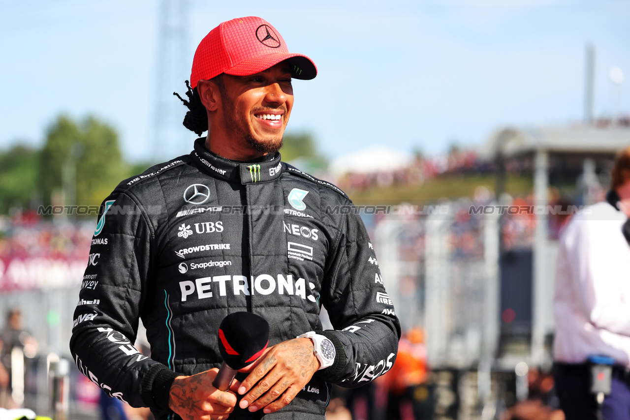 GP UNGHERIA, Psitr Lewis Hamilton (GBR) Mercedes AMG F1 in qualifying parc ferme.

22.07.2023. Formula 1 World Championship, Rd 12, Hungarian Grand Prix, Budapest, Hungary, Qualifiche Day.

- www.xpbimages.com, EMail: requests@xpbimages.com © Copyright: Bearne / XPB Images