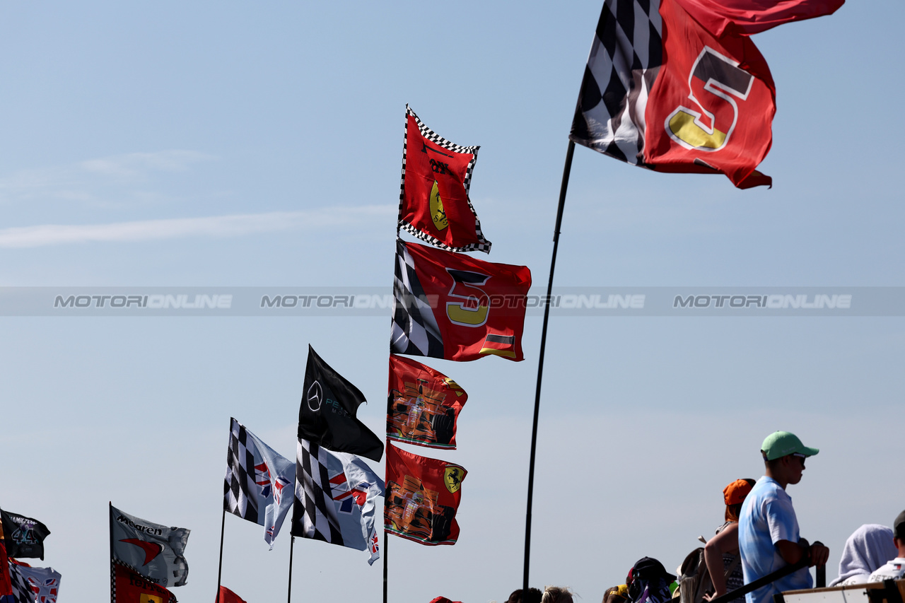 GP UNGHERIA, Circuit Atmosfera - flags e fans in the grandstand.

22.07.2023. Formula 1 World Championship, Rd 12, Hungarian Grand Prix, Budapest, Hungary, Qualifiche Day.

- www.xpbimages.com, EMail: requests@xpbimages.com © Copyright: Moy / XPB Images