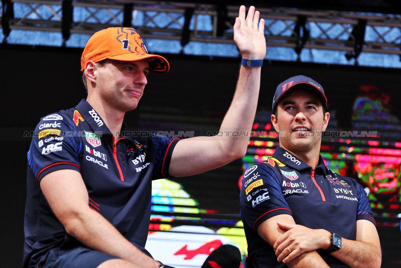 GP UNGHERIA, (L to R): Max Verstappen (NLD) Red Bull Racing e Sergio Perez (MEX) Red Bull Racing on the FanZone Stage.

22.07.2023. Formula 1 World Championship, Rd 12, Hungarian Grand Prix, Budapest, Hungary, Qualifiche Day.

- www.xpbimages.com, EMail: requests@xpbimages.com © Copyright: Moy / XPB Images