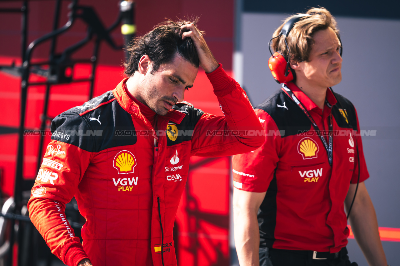 GP UNGHERIA, Carlos Sainz Jr (ESP) Ferrari.

22.07.2023. Formula 1 World Championship, Rd 12, Hungarian Grand Prix, Budapest, Hungary, Qualifiche Day.

- www.xpbimages.com, EMail: requests@xpbimages.com © Copyright: Bearne / XPB Images