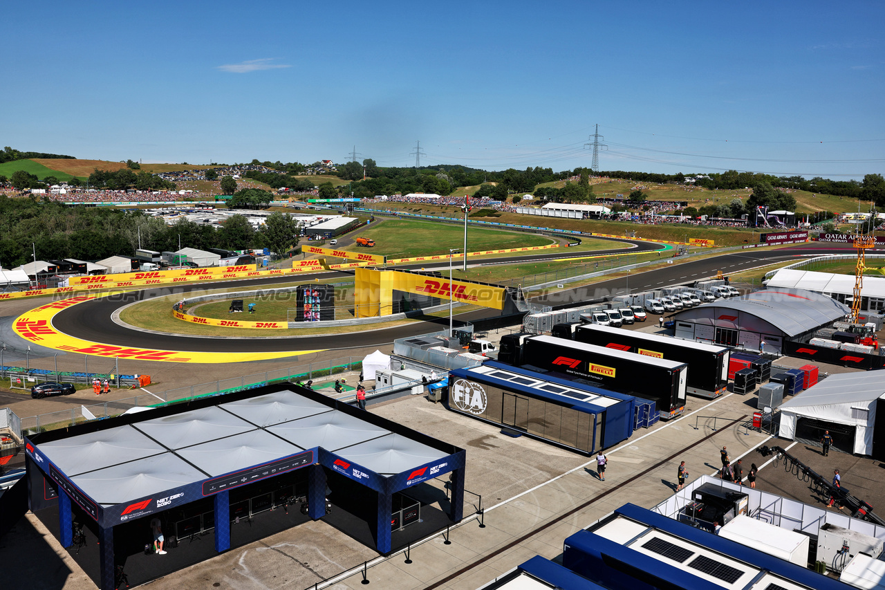 GP UNGHERIA, Paddock e circuit Atmosfera.

22.07.2023. Formula 1 World Championship, Rd 12, Hungarian Grand Prix, Budapest, Hungary, Qualifiche Day.

 - www.xpbimages.com, EMail: requests@xpbimages.com © Copyright: Coates / XPB Images