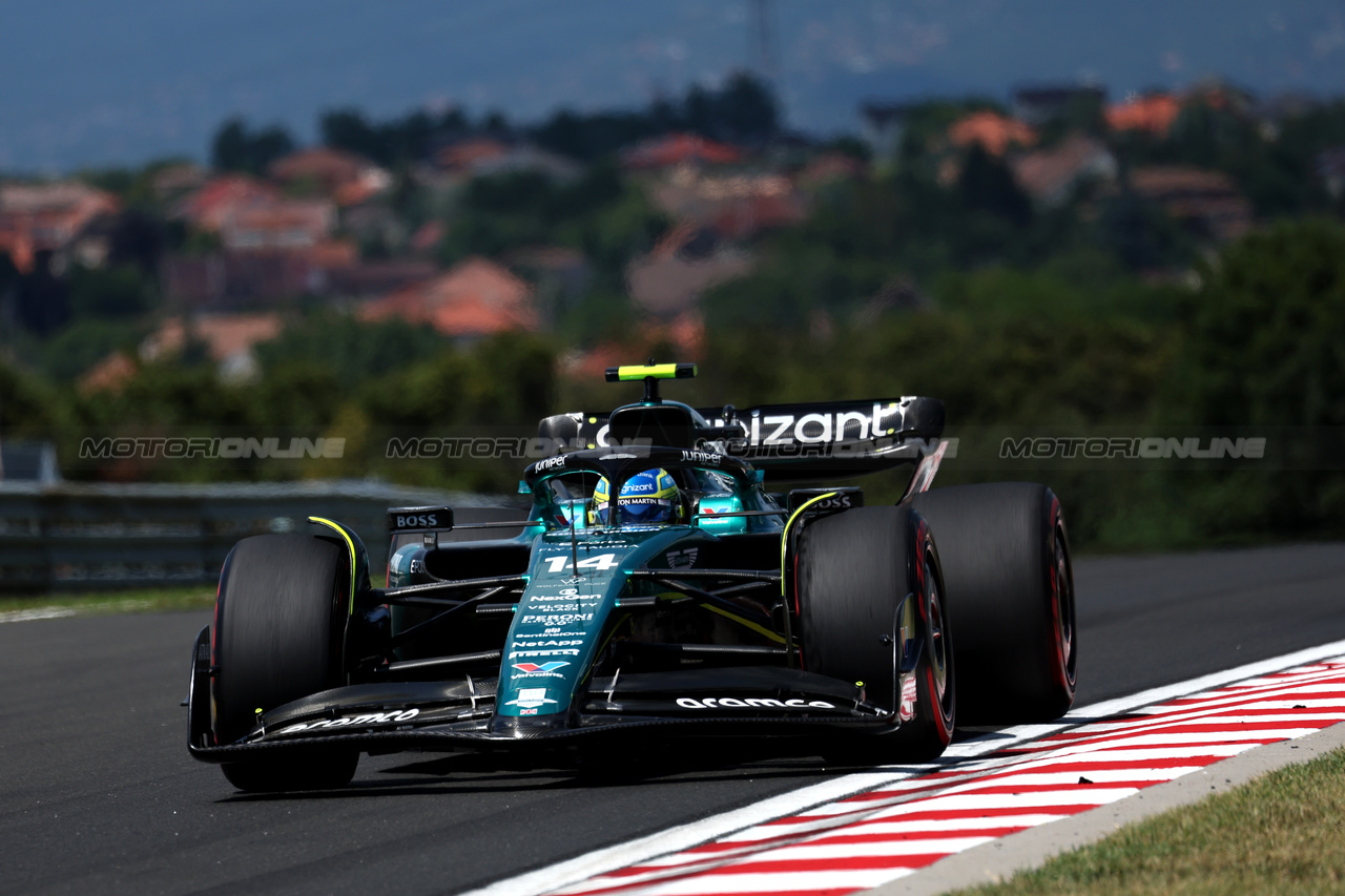 GP UNGHERIA, Fernando Alonso (ESP) Aston Martin F1 Team AMR23.

22.07.2023. Formula 1 World Championship, Rd 12, Hungarian Grand Prix, Budapest, Hungary, Qualifiche Day.

- www.xpbimages.com, EMail: requests@xpbimages.com © Copyright: Moy / XPB Images