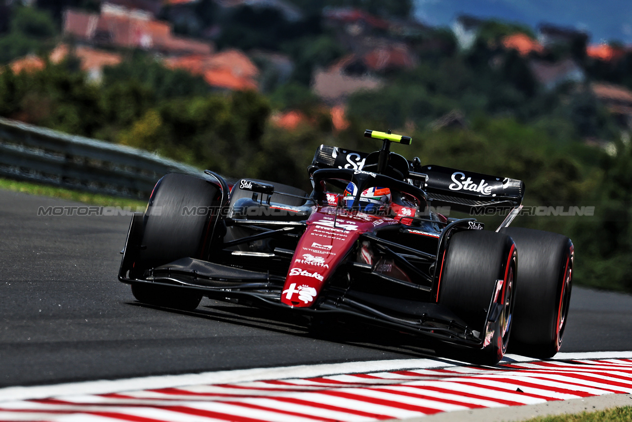 GP UNGHERIA, Zhou Guanyu (CHN) Alfa Romeo F1 Team C43.

22.07.2023. Formula 1 World Championship, Rd 12, Hungarian Grand Prix, Budapest, Hungary, Qualifiche Day.

- www.xpbimages.com, EMail: requests@xpbimages.com © Copyright: Moy / XPB Images