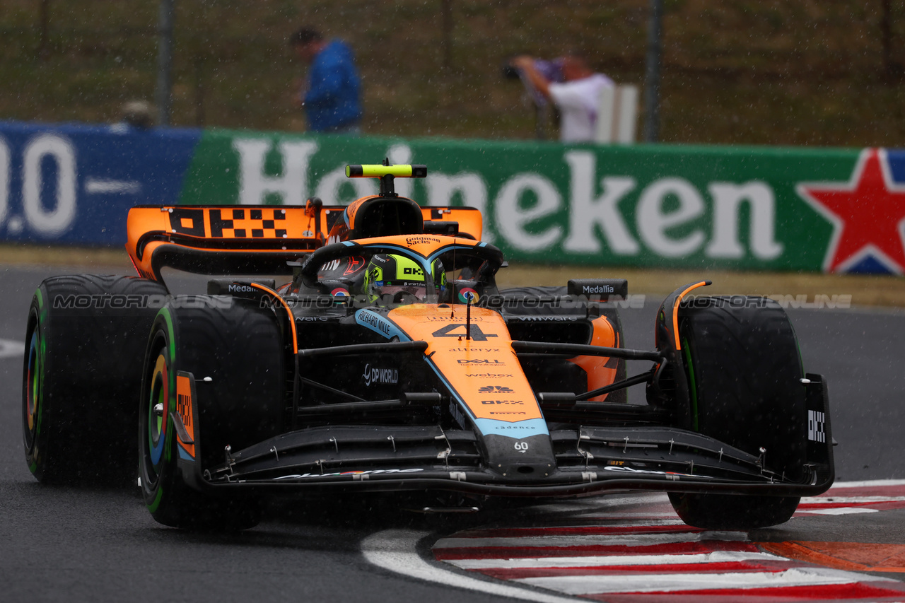 GP UNGHERIA, Lando Norris (GBR) McLaren MCL60.

21.07.2023. Formula 1 World Championship, Rd 12, Hungarian Grand Prix, Budapest, Hungary, Practice Day.

 - www.xpbimages.com, EMail: requests@xpbimages.com © Copyright: Coates / XPB Images