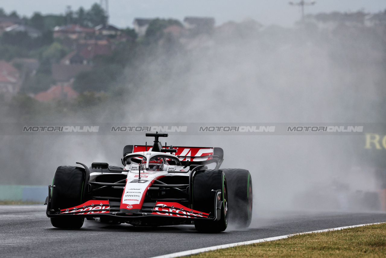 GP UNGHERIA, Kevin Magnussen (DEN) Haas VF-23.

21.07.2023. Formula 1 World Championship, Rd 12, Hungarian Grand Prix, Budapest, Hungary, Practice Day.

- www.xpbimages.com, EMail: requests@xpbimages.com © Copyright: Moy / XPB Images