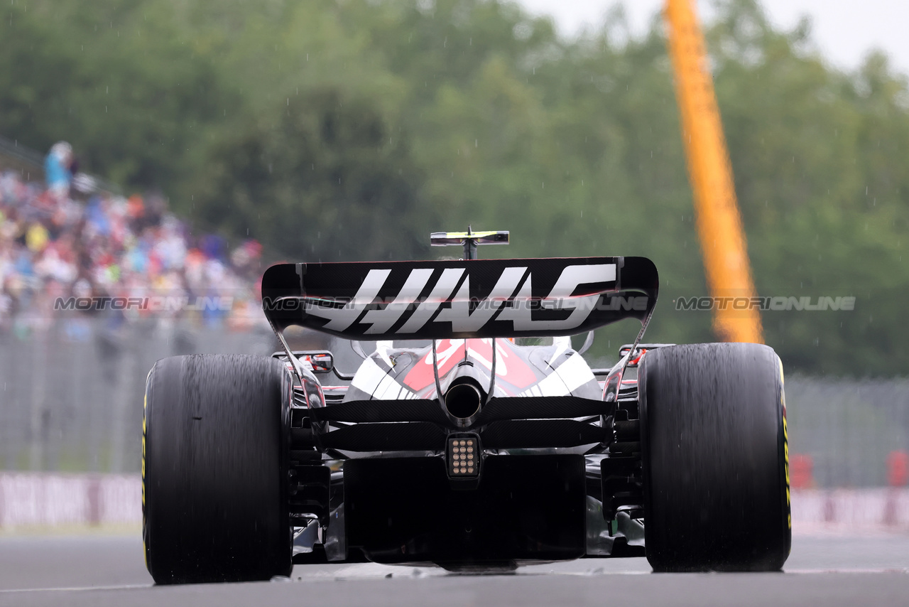 GP UNGHERIA, Nico Hulkenberg (GER) Haas VF-23 leaves the pits.

21.07.2023. Formula 1 World Championship, Rd 12, Hungarian Grand Prix, Budapest, Hungary, Practice Day.

- www.xpbimages.com, EMail: requests@xpbimages.com © Copyright: Bearne / XPB Images