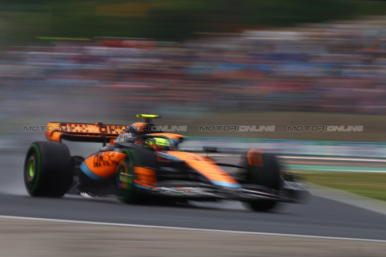 GP UNGHERIA, Lando Norris (GBR) McLaren MCL60.

21.07.2023. Formula 1 World Championship, Rd 12, Hungarian Grand Prix, Budapest, Hungary, Practice Day.

 - www.xpbimages.com, EMail: requests@xpbimages.com © Copyright: Coates / XPB Images