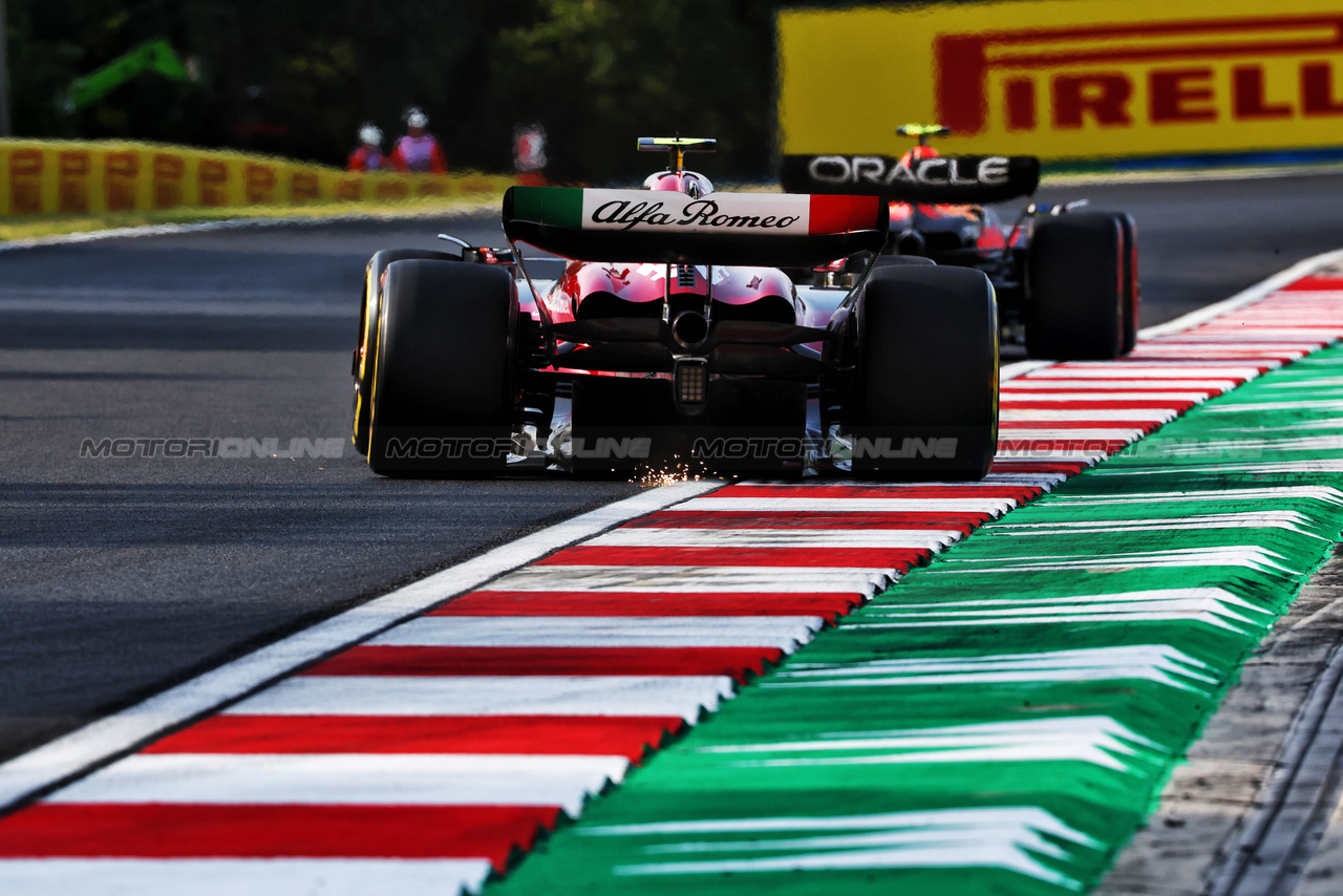 GP UNGHERIA, Zhou Guanyu (CHN) Alfa Romeo F1 Team C43.

21.07.2023. Formula 1 World Championship, Rd 12, Hungarian Grand Prix, Budapest, Hungary, Practice Day.

 - www.xpbimages.com, EMail: requests@xpbimages.com © Copyright: Coates / XPB Images