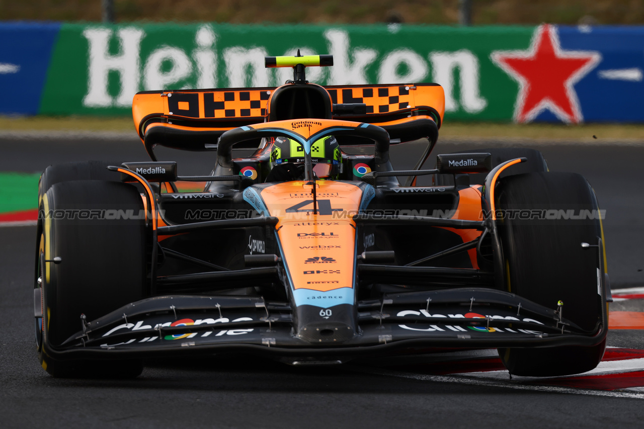 GP UNGHERIA, Lando Norris (GBR) McLaren MCL60.

21.07.2023. Formula 1 World Championship, Rd 12, Hungarian Grand Prix, Budapest, Hungary, Practice Day.

 - www.xpbimages.com, EMail: requests@xpbimages.com © Copyright: Coates / XPB Images