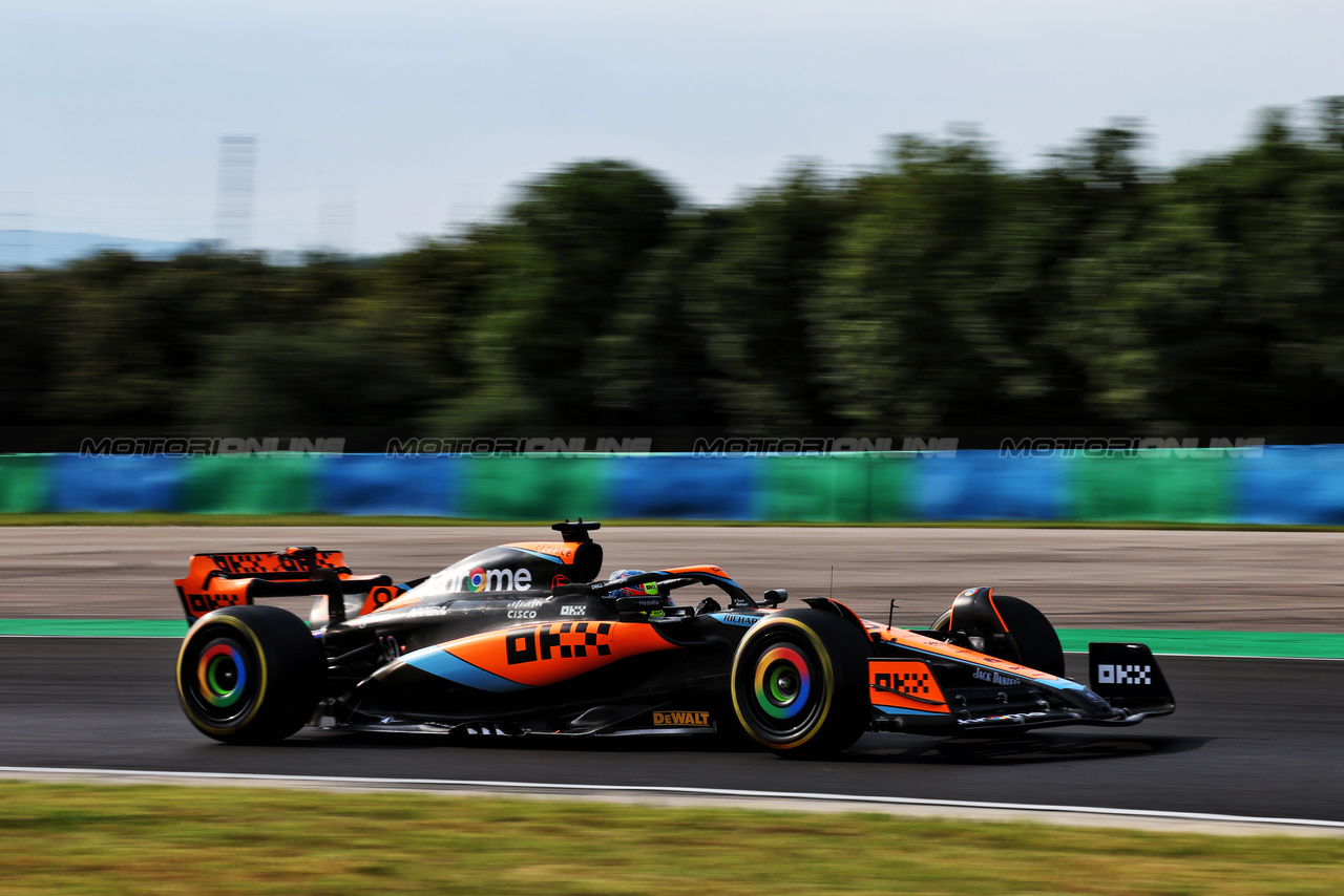 GP UNGHERIA, Oscar Piastri (AUS) McLaren MCL60.

21.07.2023. Formula 1 World Championship, Rd 12, Hungarian Grand Prix, Budapest, Hungary, Practice Day.

- www.xpbimages.com, EMail: requests@xpbimages.com © Copyright: Moy / XPB Images