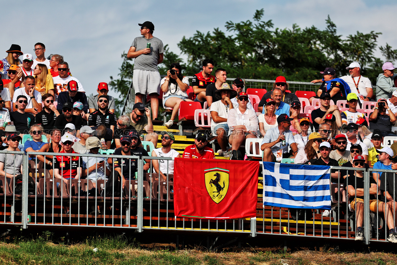 GP UNGHERIA, Circuit Atmosfera - fans in the grandstand.

21.07.2023. Formula 1 World Championship, Rd 12, Hungarian Grand Prix, Budapest, Hungary, Practice Day.

- www.xpbimages.com, EMail: requests@xpbimages.com © Copyright: Moy / XPB Images