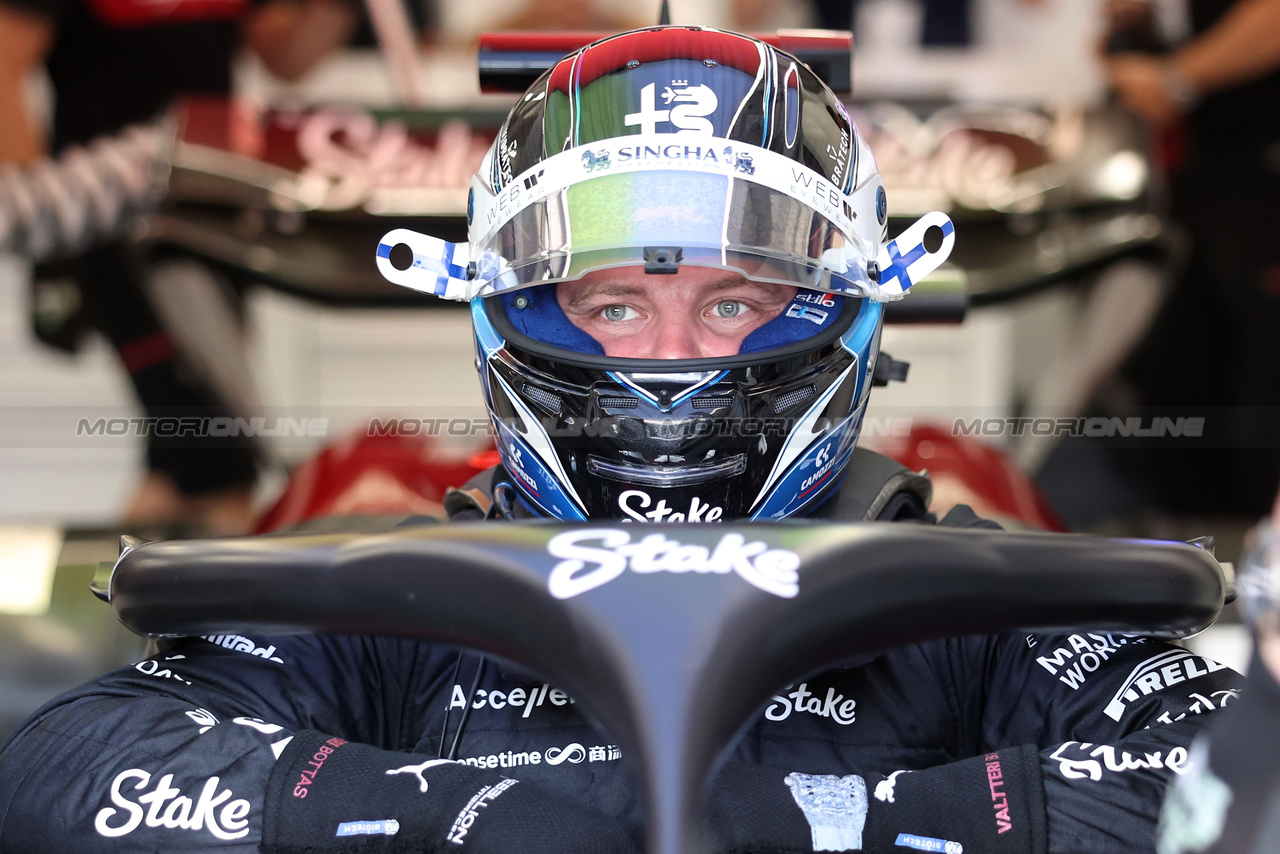 GP UNGHERIA, Valtteri Bottas (FIN) Alfa Romeo F1 Team C43.

21.07.2023. Formula 1 World Championship, Rd 12, Hungarian Grand Prix, Budapest, Hungary, Practice Day.

- www.xpbimages.com, EMail: requests@xpbimages.com © Copyright: Bearne / XPB Images