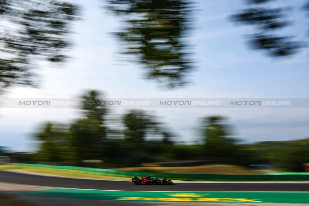 GP UNGHERIA, Valtteri Bottas (FIN), Alfa Romeo Racing 
21.07.2023. Formula 1 World Championship, Rd 12, Hungarian Grand Prix, Budapest, Hungary, Practice Day.
- www.xpbimages.com, EMail: requests@xpbimages.com © Copyright: Charniaux / XPB Images