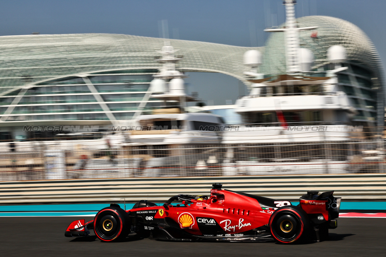 TEST ABU DHABI, Robert Shwartzman (RUS) / (ISR) Ferrari SF-23 Reserve Driver.

28.11.2023. Formula 1 Testing, Yas Marina Circuit, Abu Dhabi, Tuesday.

- www.xpbimages.com, EMail: requests@xpbimages.com © Copyright: Batchelor / XPB Images