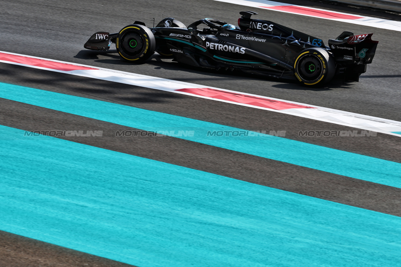 TEST ABU DHABI, George Russell (GBR) Mercedes AMG F1 W14.

28.11.2023. Formula 1 Testing, Yas Marina Circuit, Abu Dhabi, Tuesday.

- www.xpbimages.com, EMail: requests@xpbimages.com © Copyright: Moy / XPB Images