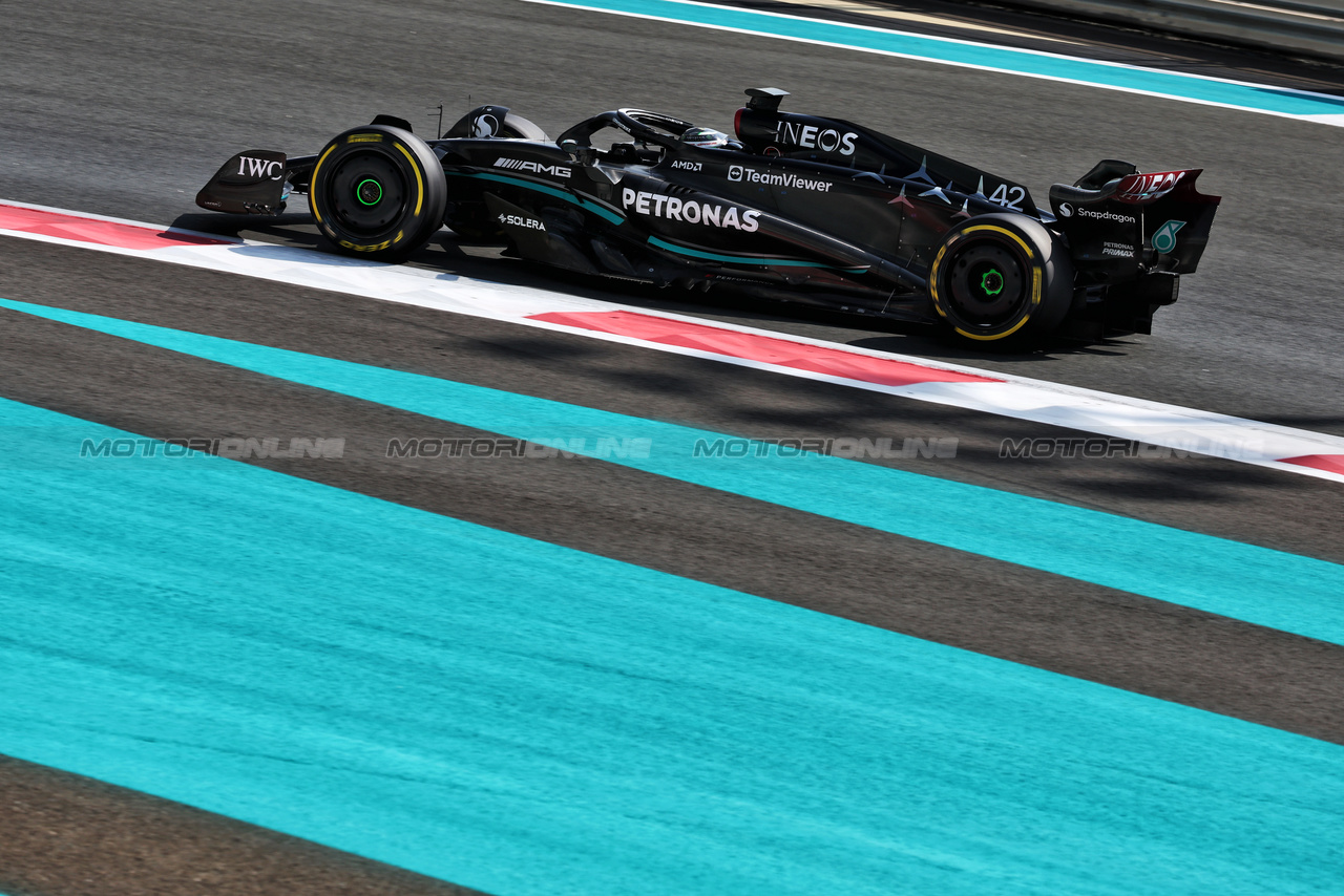 TEST ABU DHABI, Frederik Vesti (DEN) Mercedes AMG F1 W14 Test Driver.

28.11.2023. Formula 1 Testing, Yas Marina Circuit, Abu Dhabi, Tuesday.

- www.xpbimages.com, EMail: requests@xpbimages.com © Copyright: Moy / XPB Images
