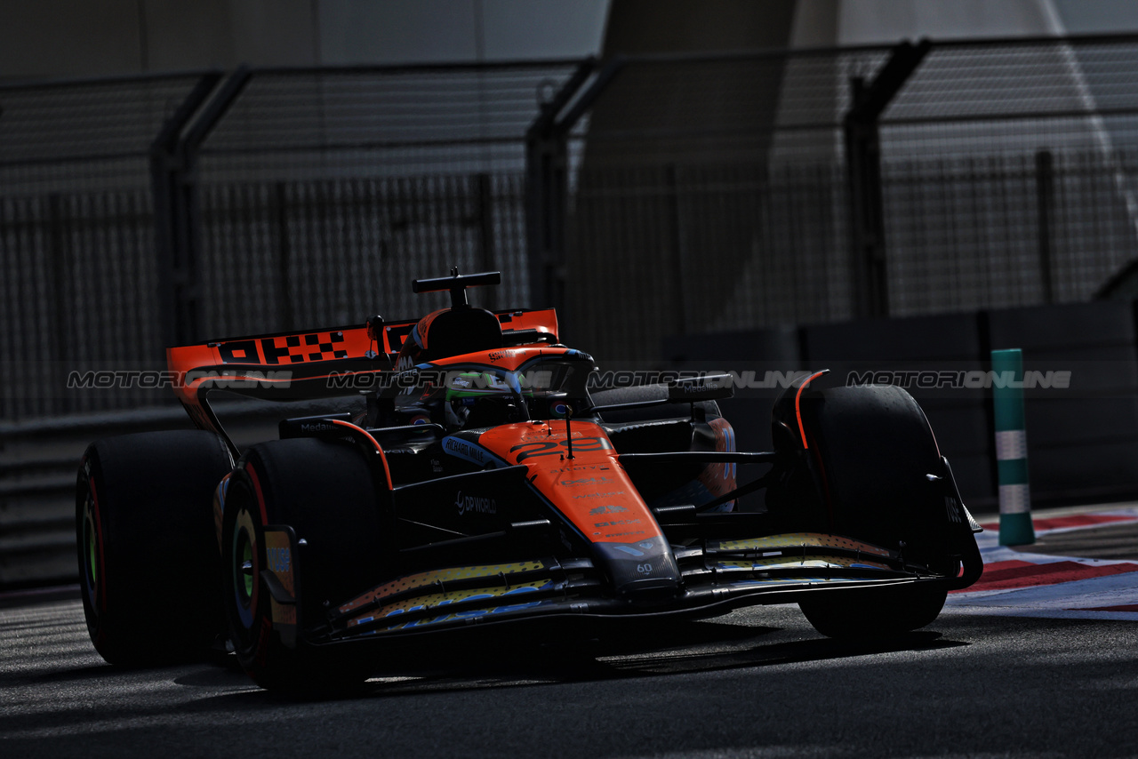 TEST ABU DHABI
