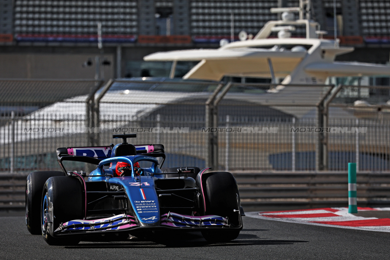 TEST ABU DHABI