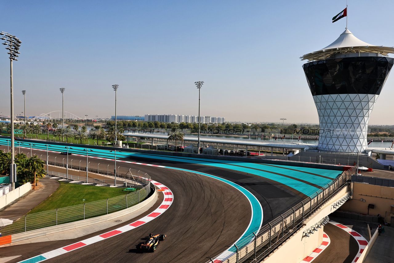 TEST ABU DHABI