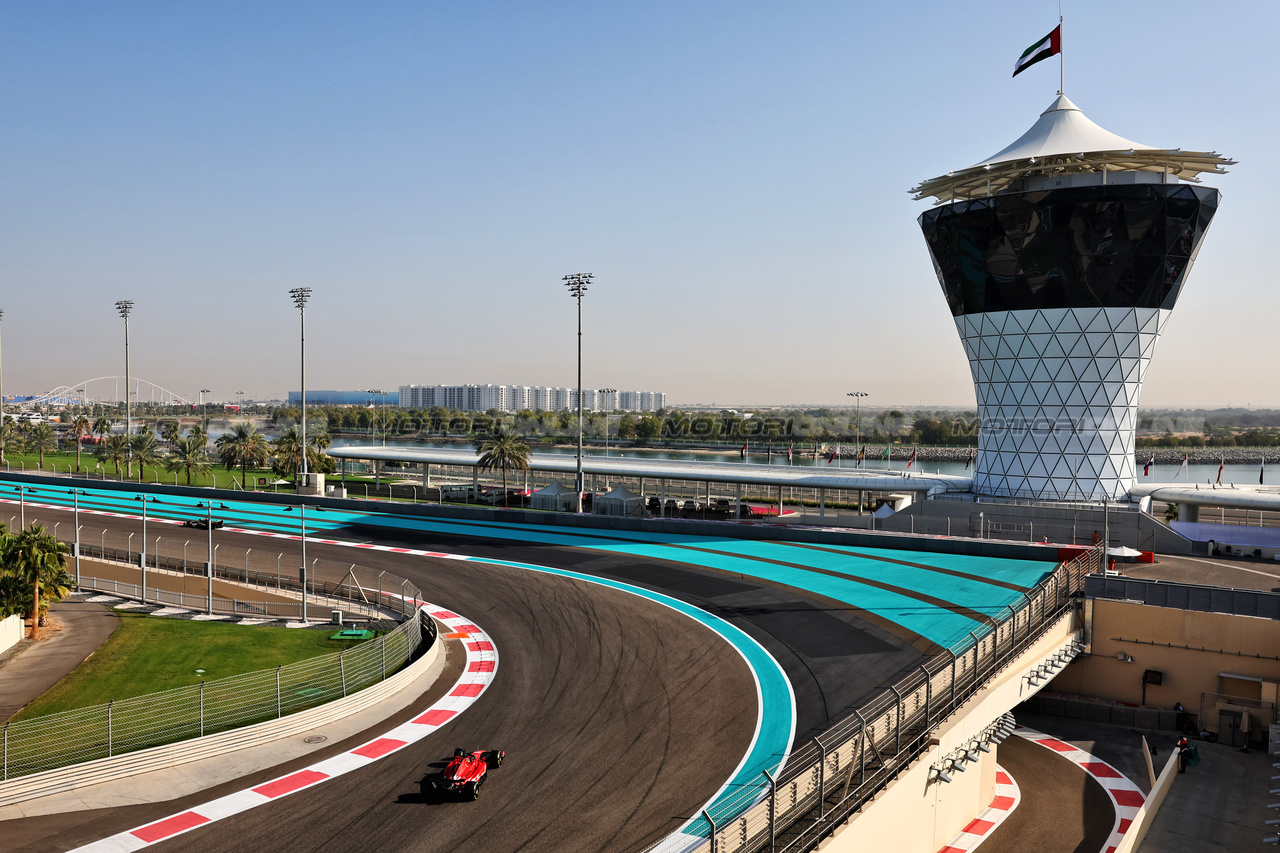 TEST ABU DHABI, Robert Shwartzman (RUS) / (ISR) Ferrari SF-23 Reserve Driver.

28.11.2023. Formula 1 Testing, Yas Marina Circuit, Abu Dhabi, Tuesday.

- www.xpbimages.com, EMail: requests@xpbimages.com © Copyright: Batchelor / XPB Images