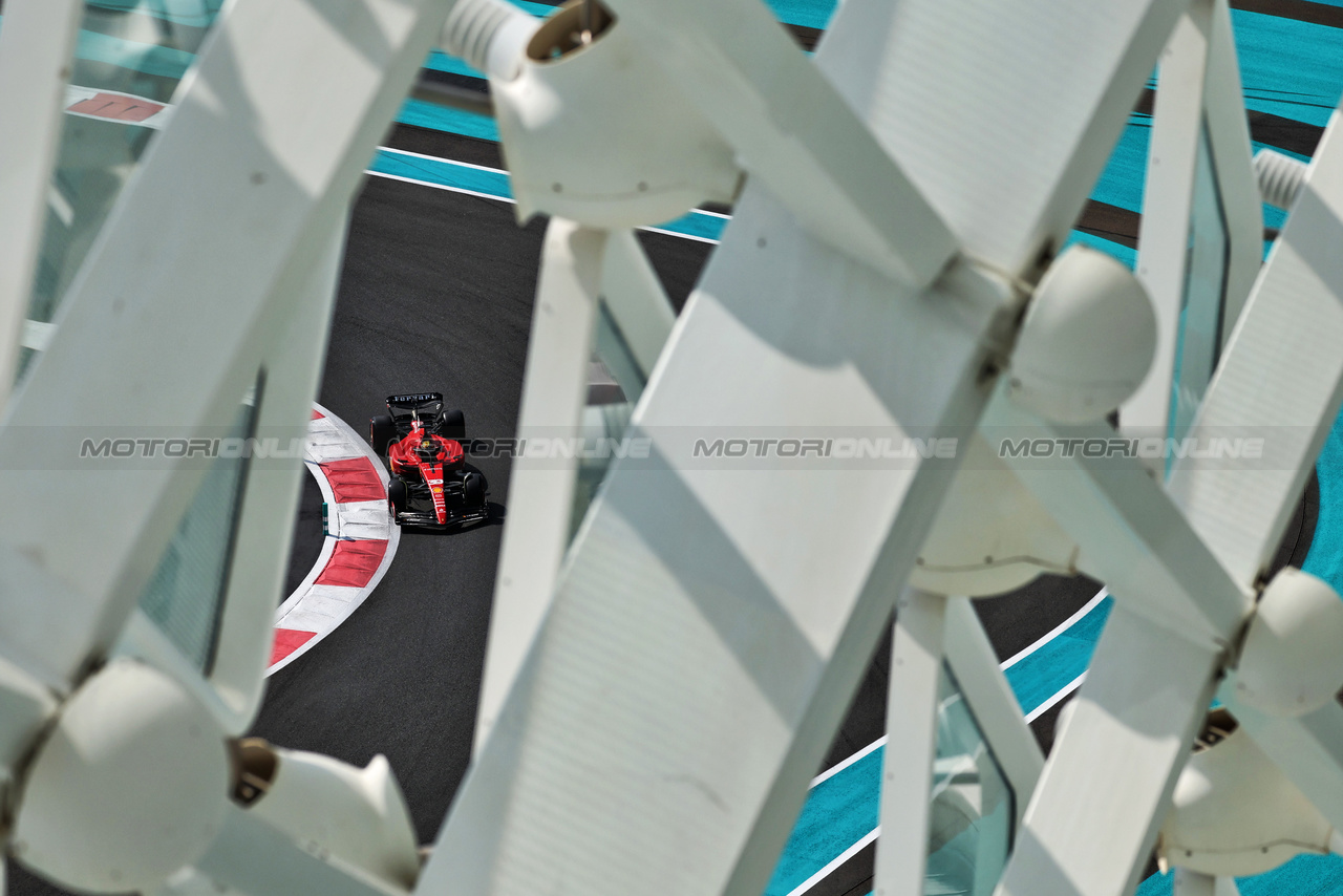 TEST ABU DHABI